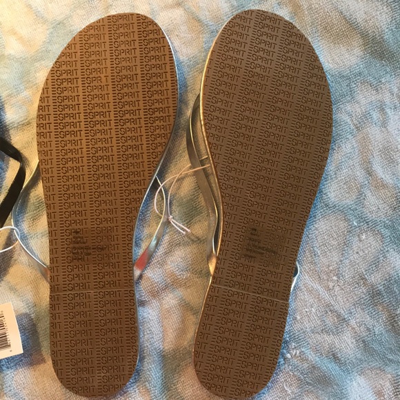⚡️Flash Sale⚡️ ESprit flip flops - Picture 5 of 6